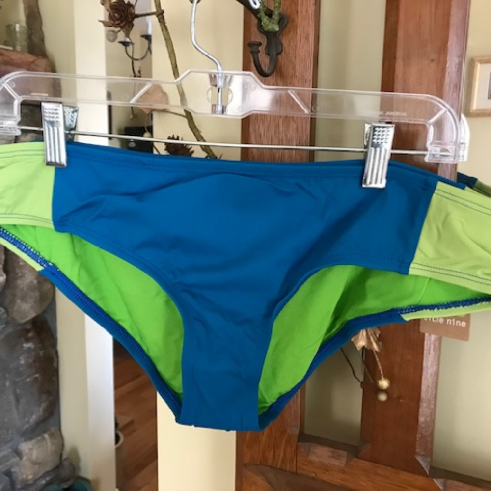 Title nine swimsuit bottoms